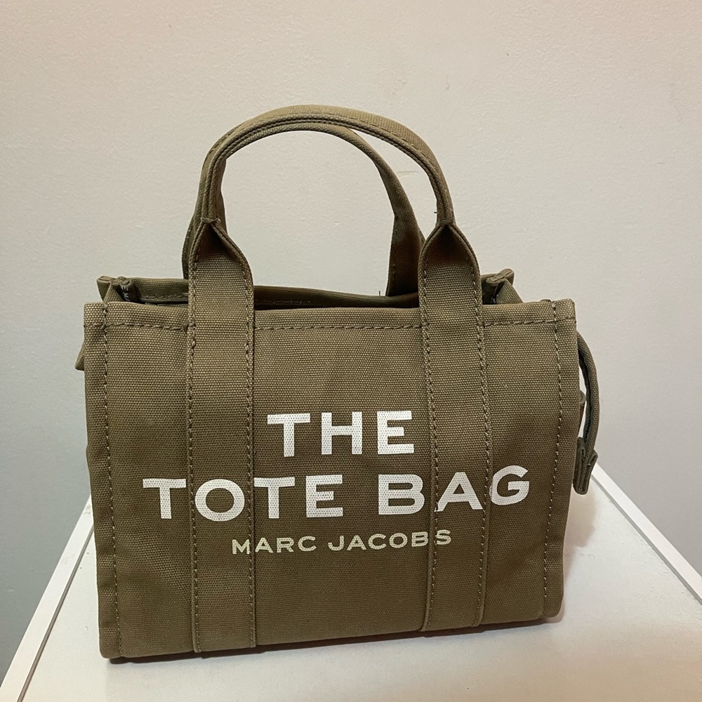 Small Marc Jacob’s tote bag